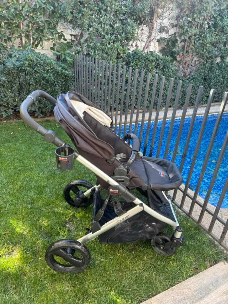 Coche de bebé Britax B-Ready con portavasos - 4