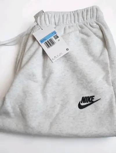 Buzo Nike talla M mujer - miniatura 1