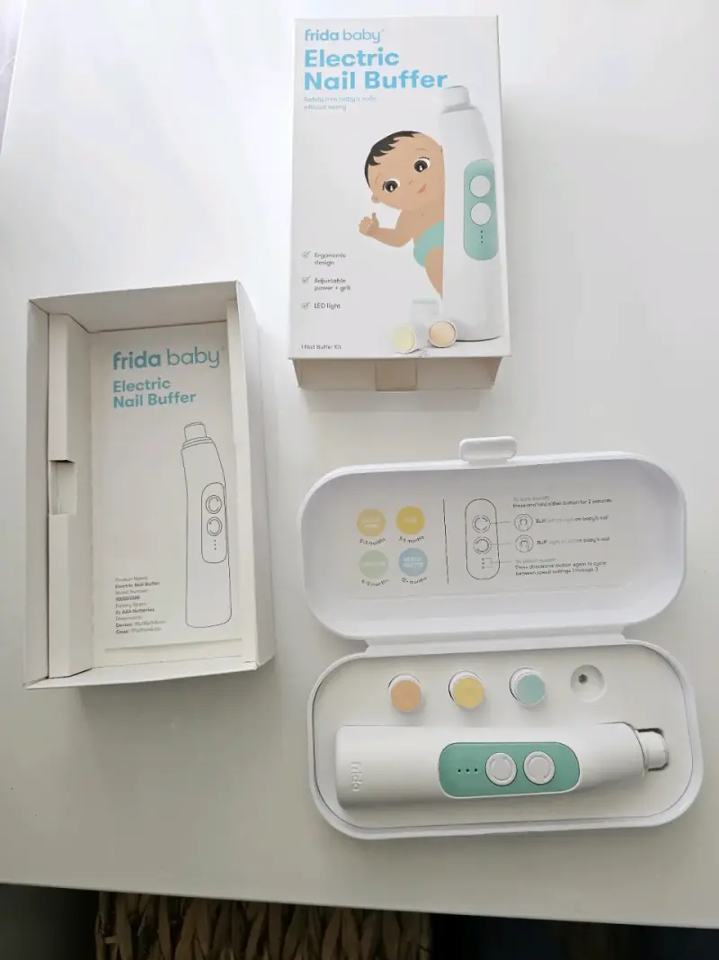 Corta Uñas bebe Frida Baby con Luz LED - 2