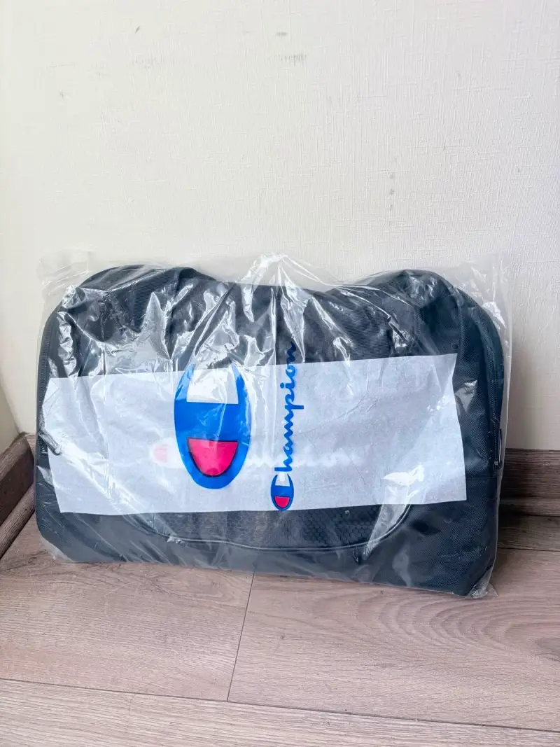 Bolso deportivo negro Champion con logo - 3