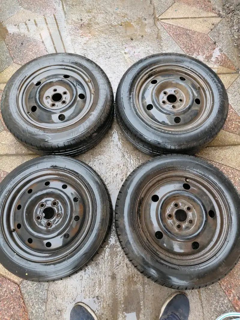 Juego de 4 llantas con neumáticos Green X 195/65R15 - 1