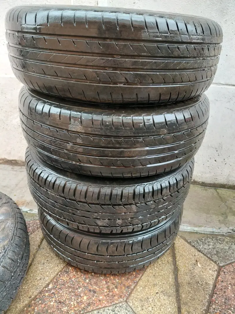 Juego de 4 llantas con neumáticos Green X 195/65R15 - 2