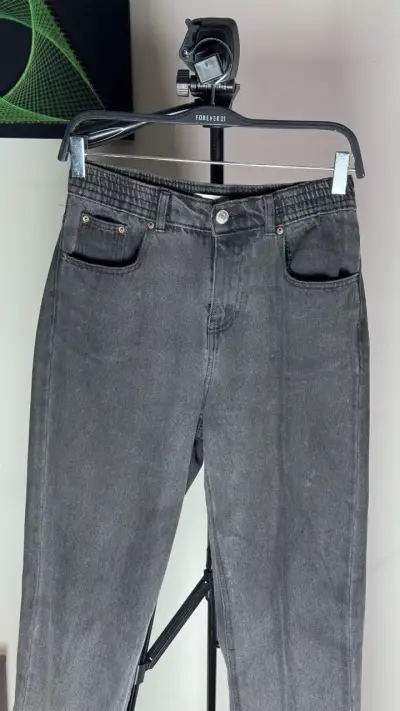Jeans gris oscuro Forever 21 para mujer - miniatura 3