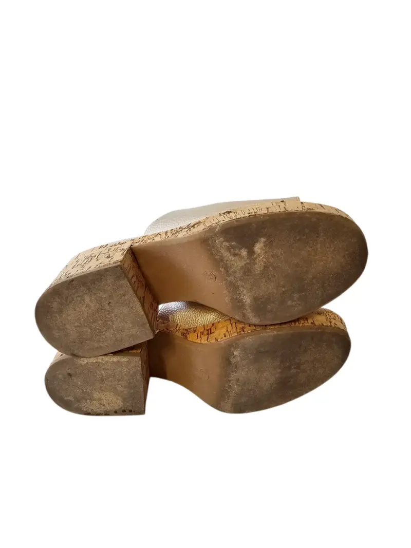 Sandalias plataforma doradas Marquis T38 - 5