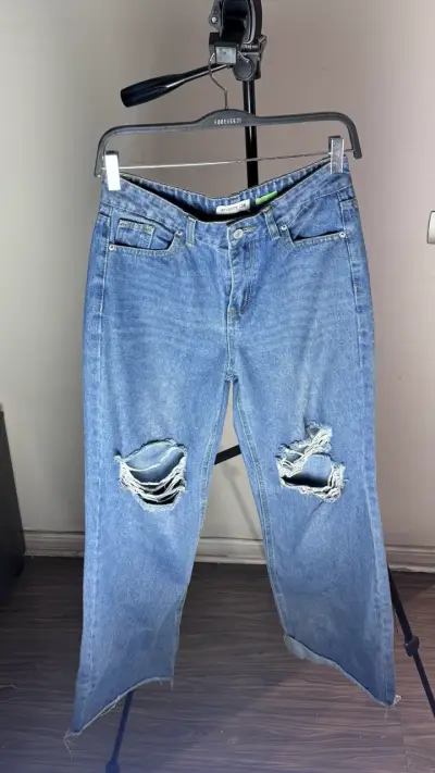 Jeans de mezclilla rasgados  talla  36 - miniatura 1