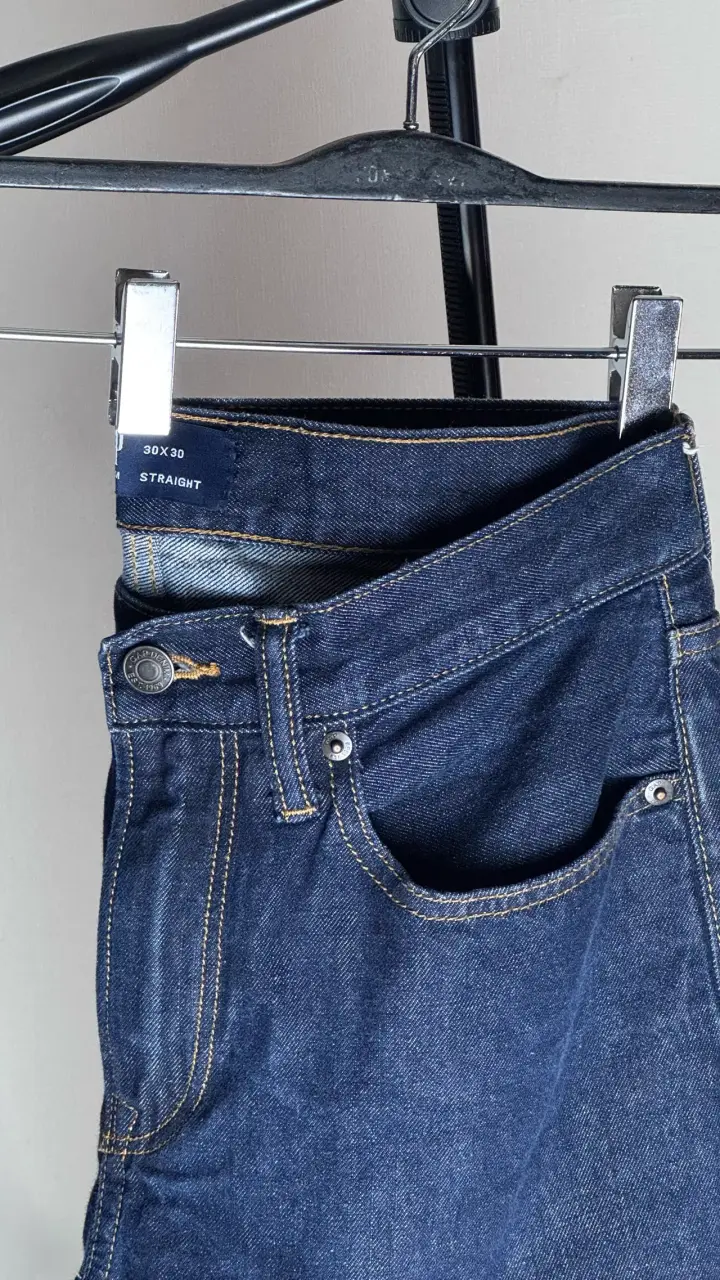 Jeans rectos azul oscuro talla 30x30