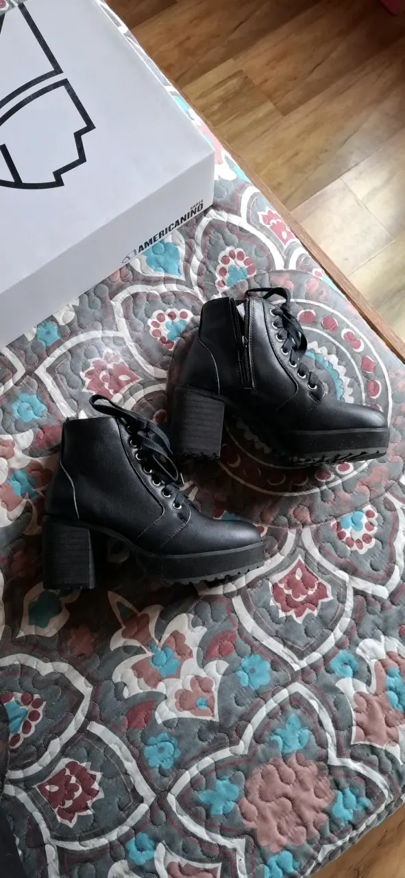 Botines de cuero negro con taco alto - 3