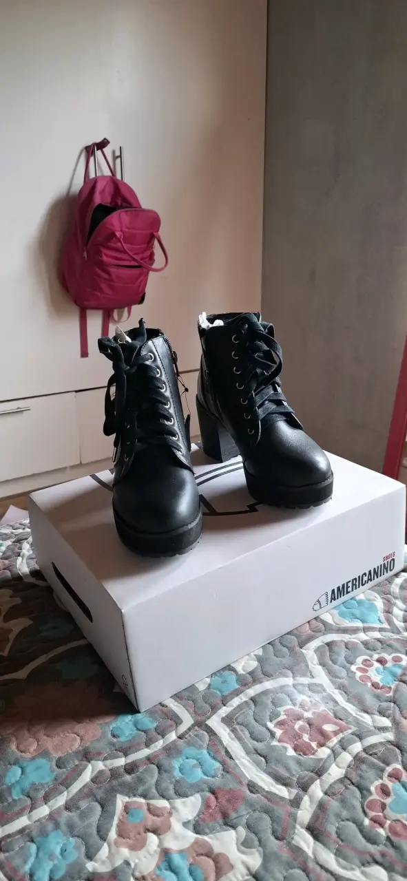 Botines de cuero negro con taco alto - 4