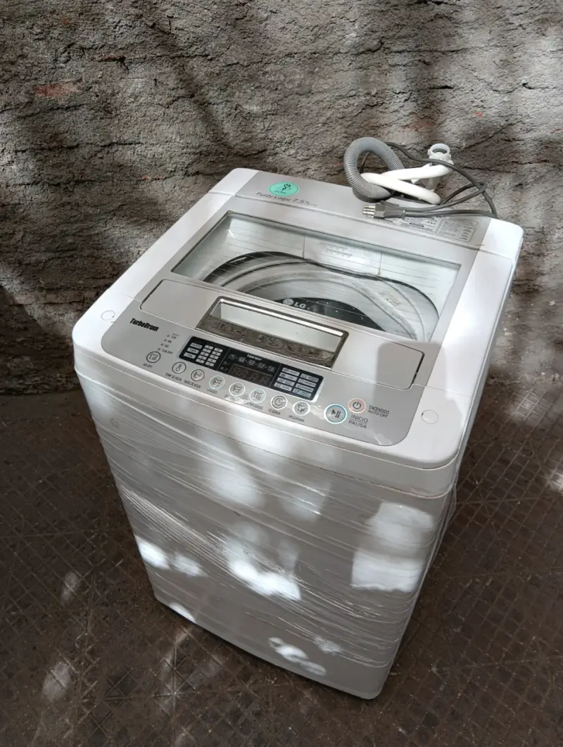 Lavadora automática LG. 8 kilos - 3