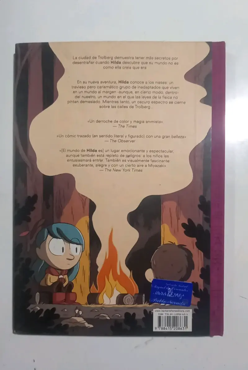 Libro 'Hilda y el Perro Negro' de Luke Pearson - 2