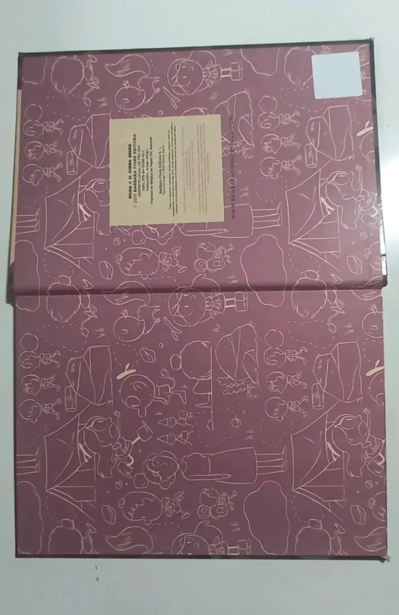 Libro 'Hilda y el Perro Negro' de Luke Pearson - 3