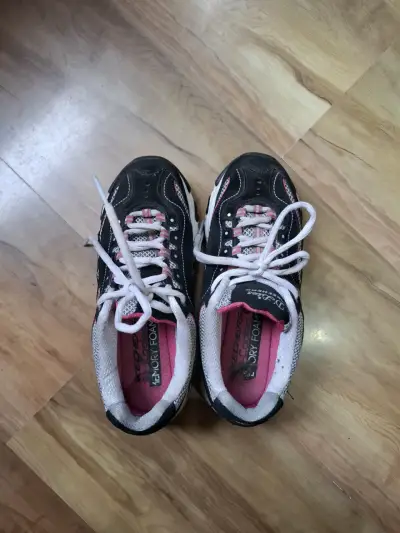 Zapatillas deportivas Skechers negras y rosadas para mujer - miniatura 2