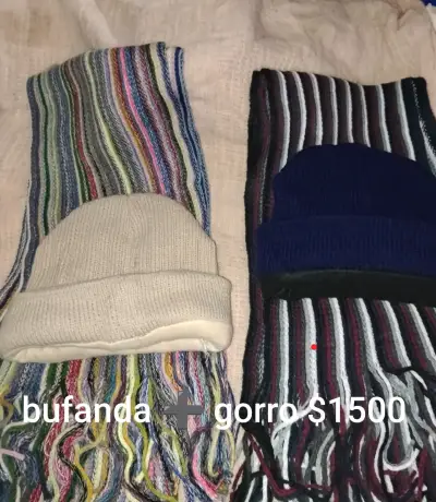 Bufanda de lanilla en varios colores - miniatura 3