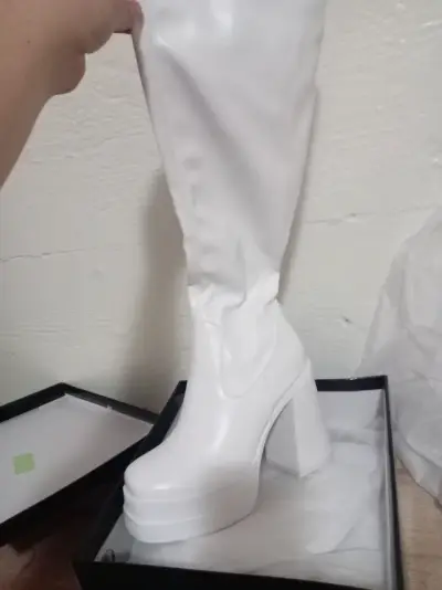 Botas blancas de plataforma para mujer - miniatura 1