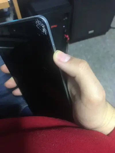 Motorola E32 detalle - miniatura 3