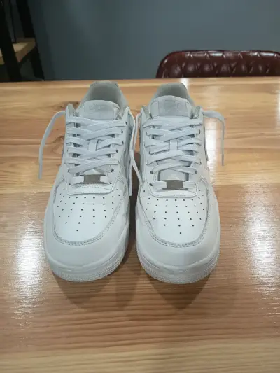 Zapatillas Nike Air Force 1 N°42 originales - miniatura 1