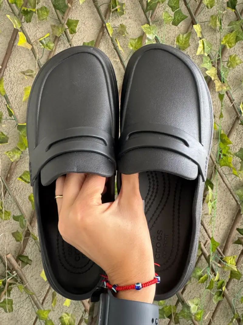 Zuecos negros Crocs con plataforma - 1