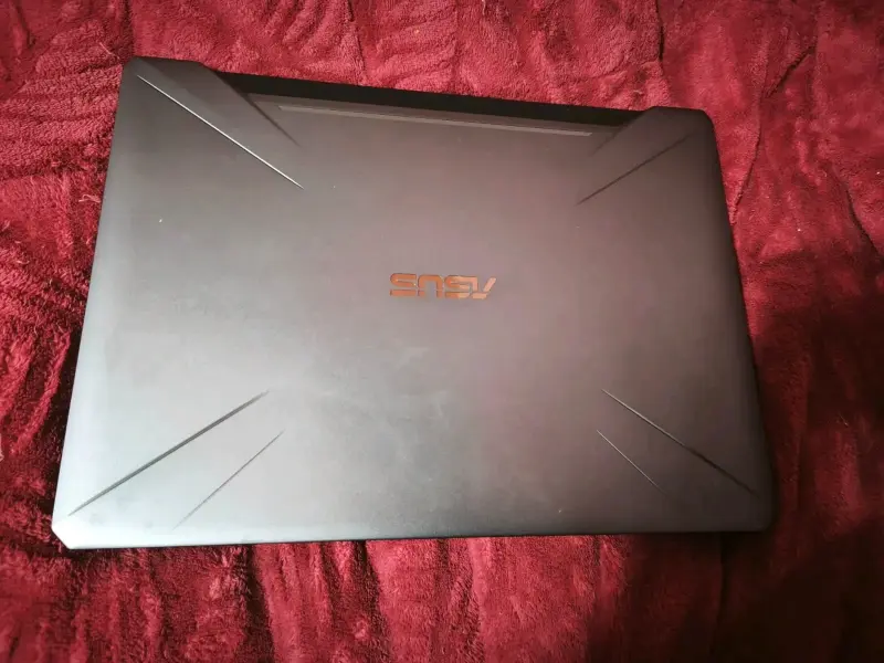Laptop ASUS TUF Gaming fx505du - 2