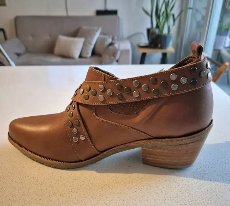 Botines 100% cuero Nuevos T36 - 2