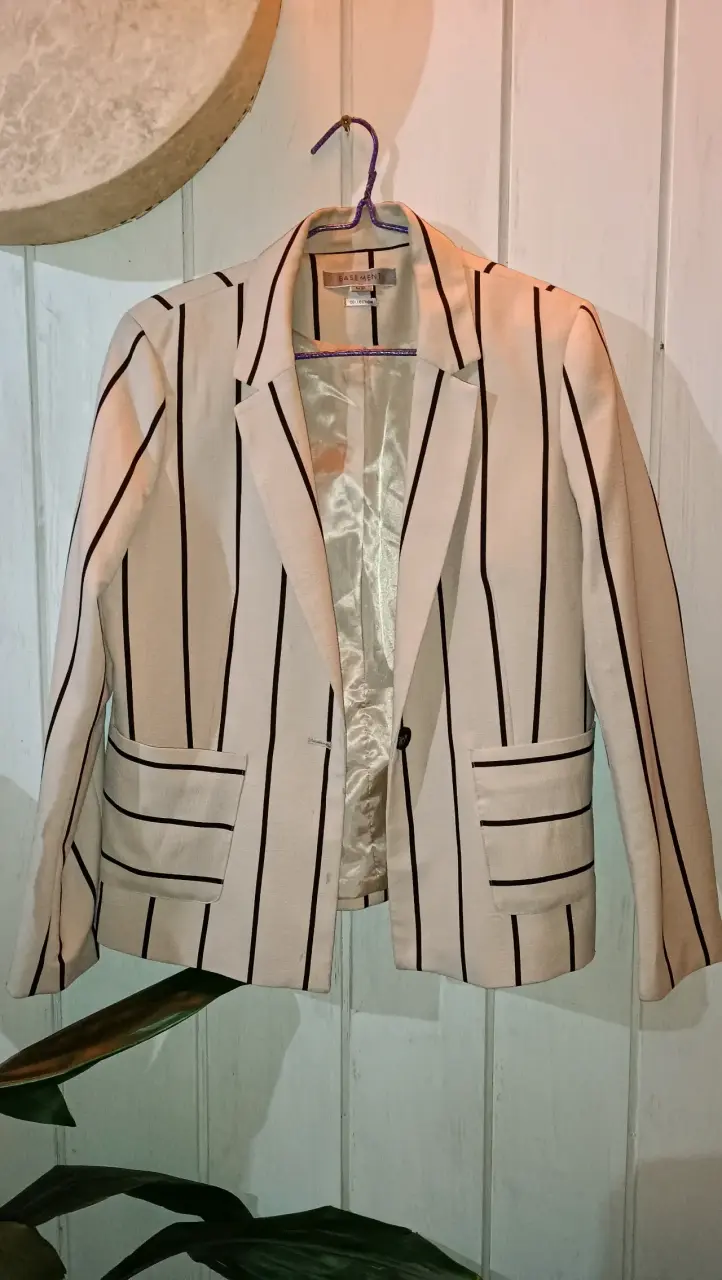Blazer a rayas beige Basement talla L