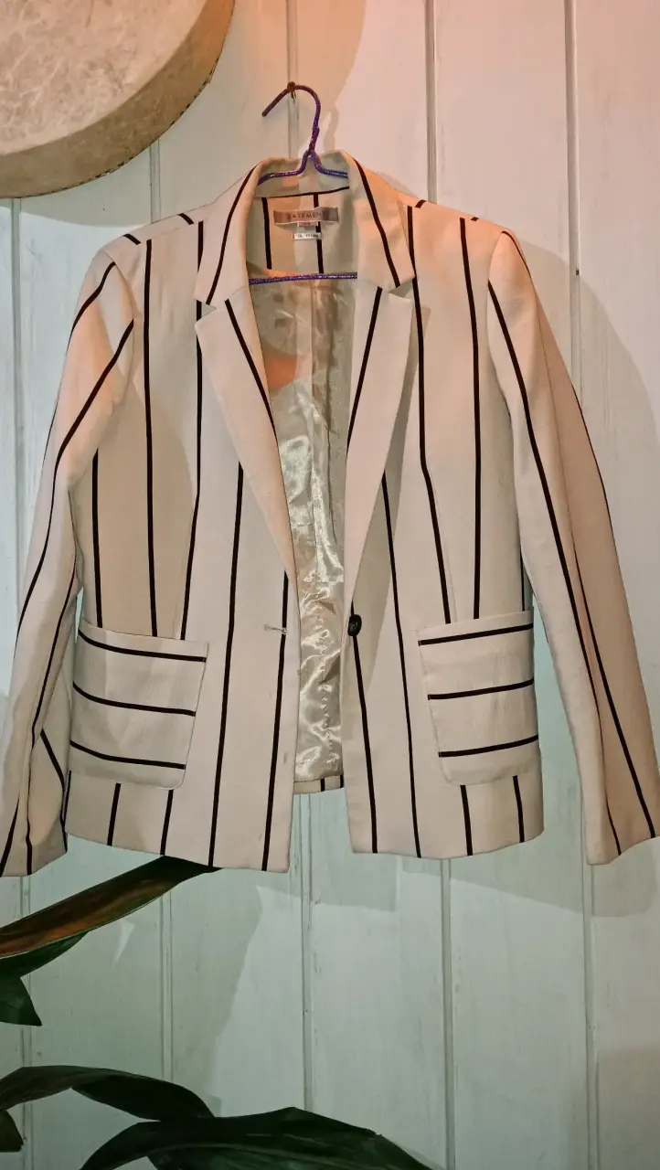 Blazer a rayas beige Basement talla L - 2