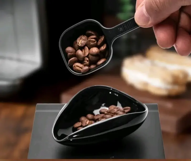 Balanza digital para café con accesorios - 2