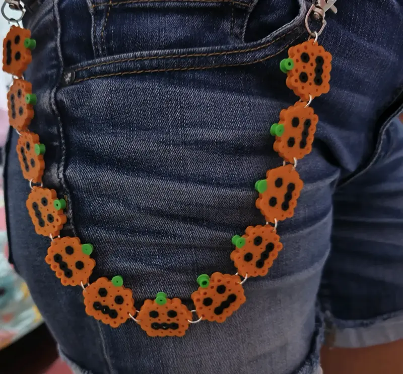 Cadenas decorativas de plástico para pantalones - 1