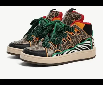 Zapatillas deportivas con estampado animal print - miniatura 1