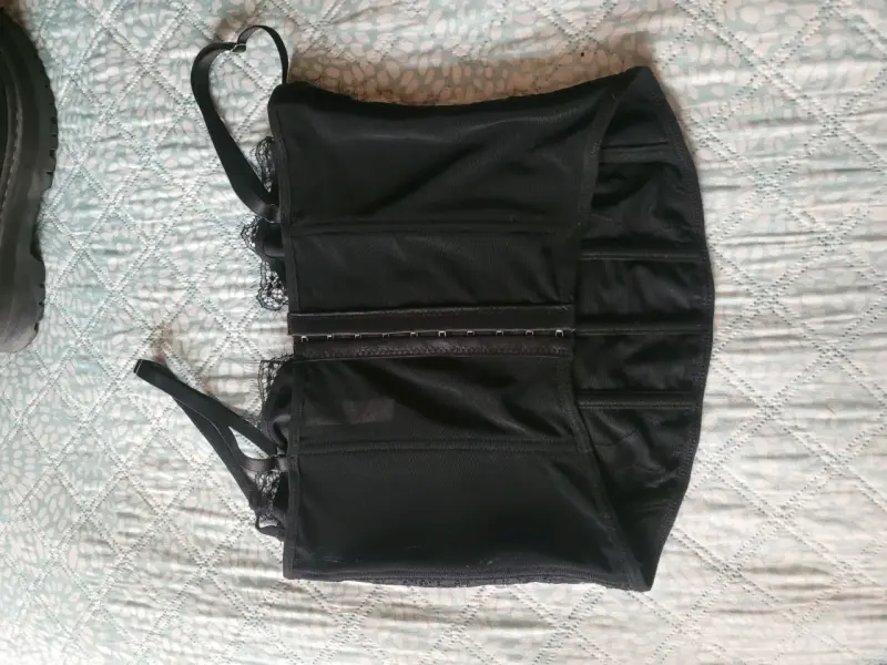 Corset negro de encaje para mujer - 2