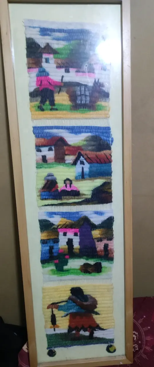 Tapiz decorativo artesanal enmarcado