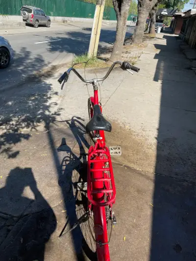 Bicicleta urbana roja Oxford en buen estado - miniatura 6