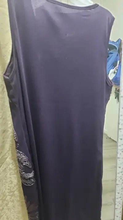 Vestido sin mangas con lentejuelas morado - miniatura 2