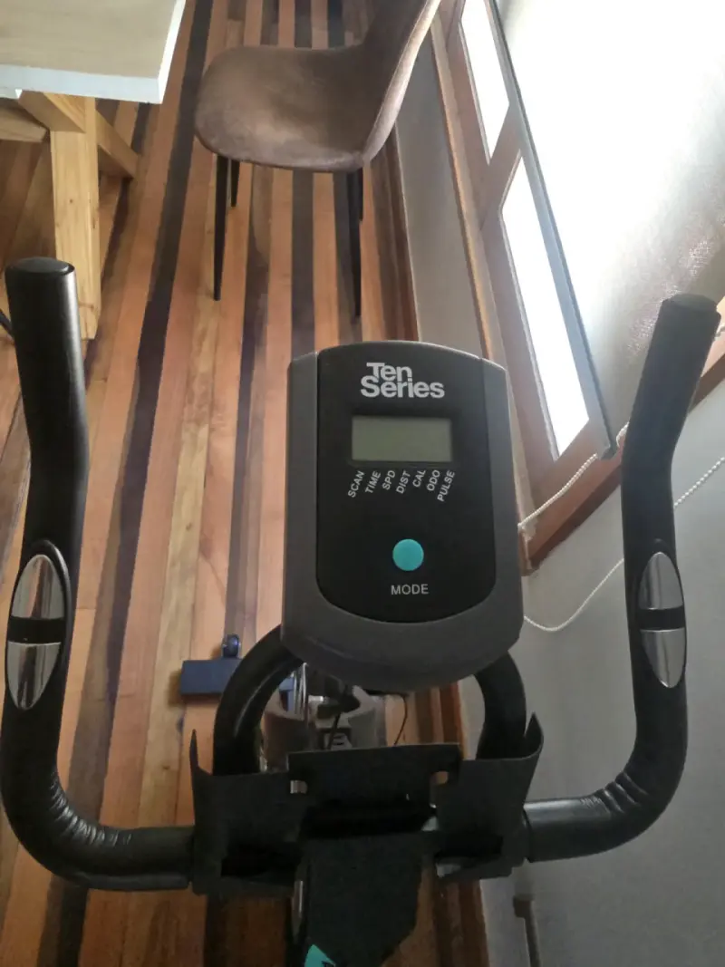 Bicicleta de Spinning X1000 Ten Series - 2