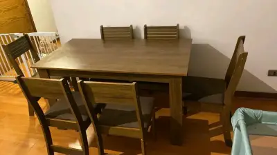 Juego de comedor de madera para 6 personas - miniatura 1