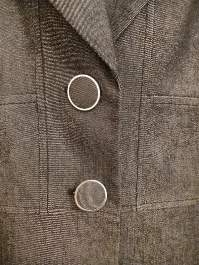 Blazer formal simil jeans oscuro para mujer - miniatura 2