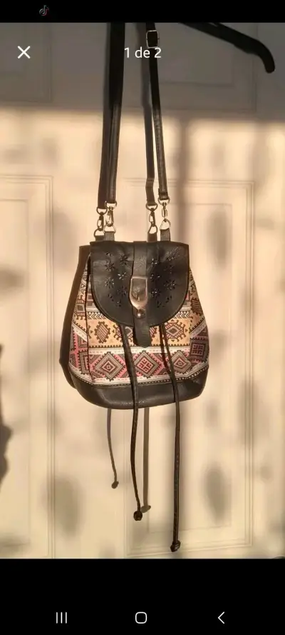 Cartera bolso con diseño étnico y cuero - miniatura 1