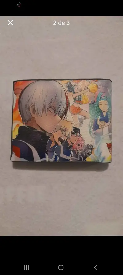 Billetera de anime con diseño colorido - miniatura 2