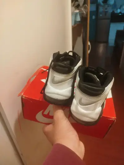 Zapatillas Nike Air More Uptempo para niños - miniatura 4