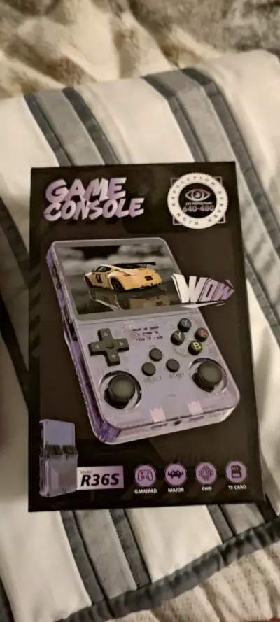 Consola de Juegos Portátil R36S con Pantalla 640x480 - miniatura 1