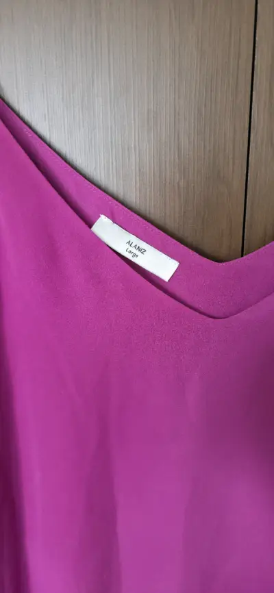 Blusa sin mangas fucsia elegante Alaniz - miniatura 2