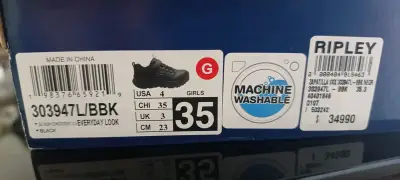 Zapatillas negras para niñas Skechers talla 35 - miniatura 1