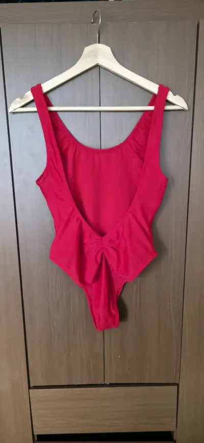 Traje de baño rojo para mujer - miniatura 3