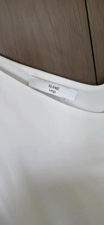 Blusa sin mangas blanca Alaniz - miniatura 2