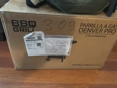 Parrilla a Gas BBQ Grill Denver Pro 2 Quemadores - miniatura 2