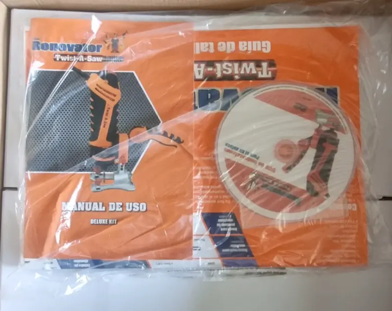 Herramienta multifunción Renovator Twist-A-Saw Deluxe Kit - 4