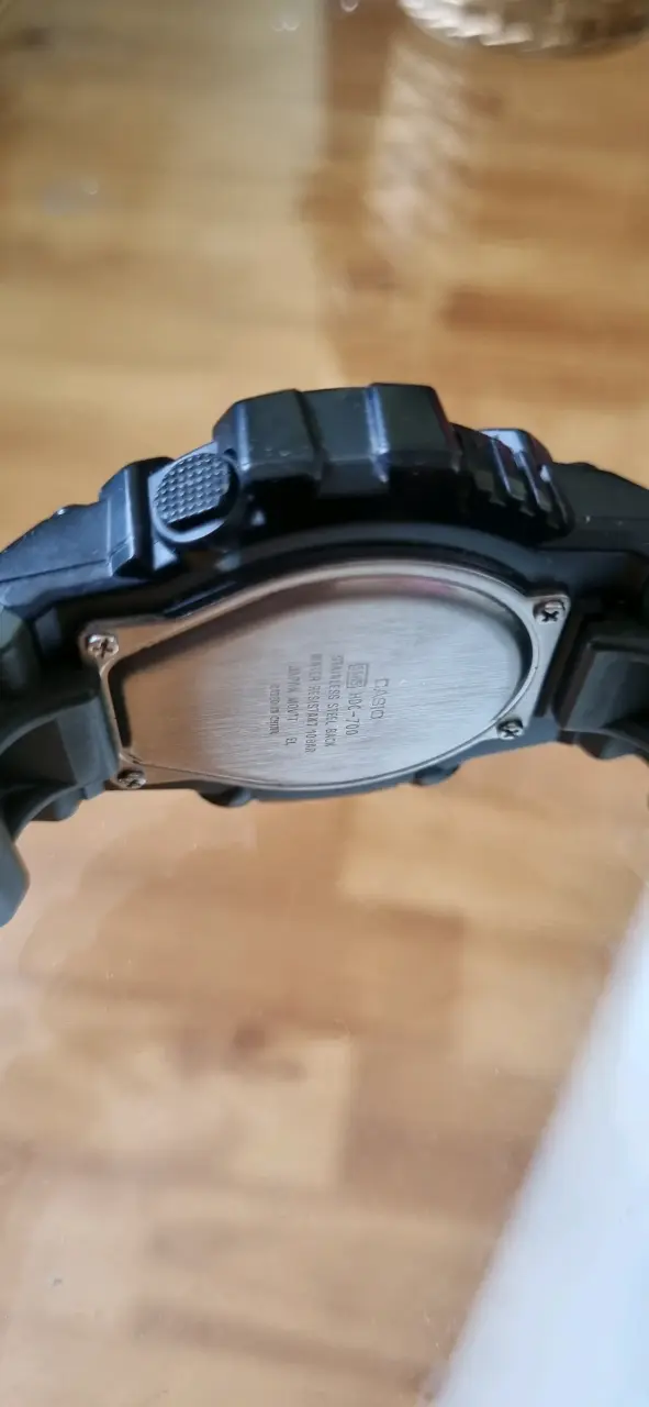 Reloj Casio Illuminator con Batería de 10 Años - 4