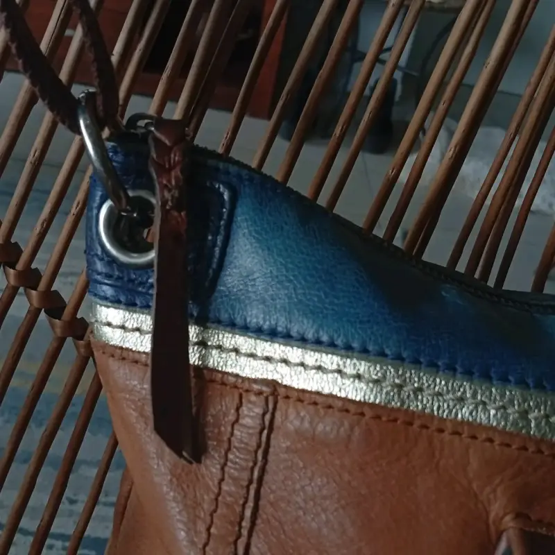 Bolso de cuero The Sak marrón y azul. - 1