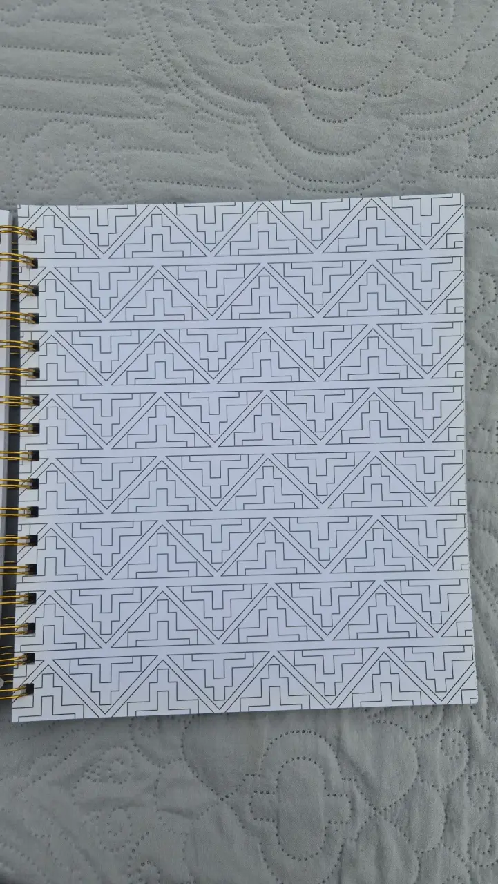 Libro para colorear con diseños geométricos - 2