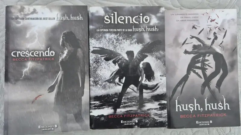 Hush Hush (3 libros) - 1
