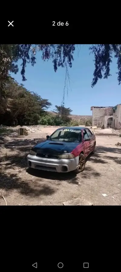 Auto Subaru usado en buen estado - miniatura 1